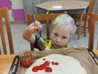 Pizza w wykonaniu grupy Kotki