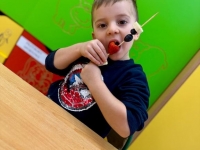 Owocowe szaszłyki - Kangurki 